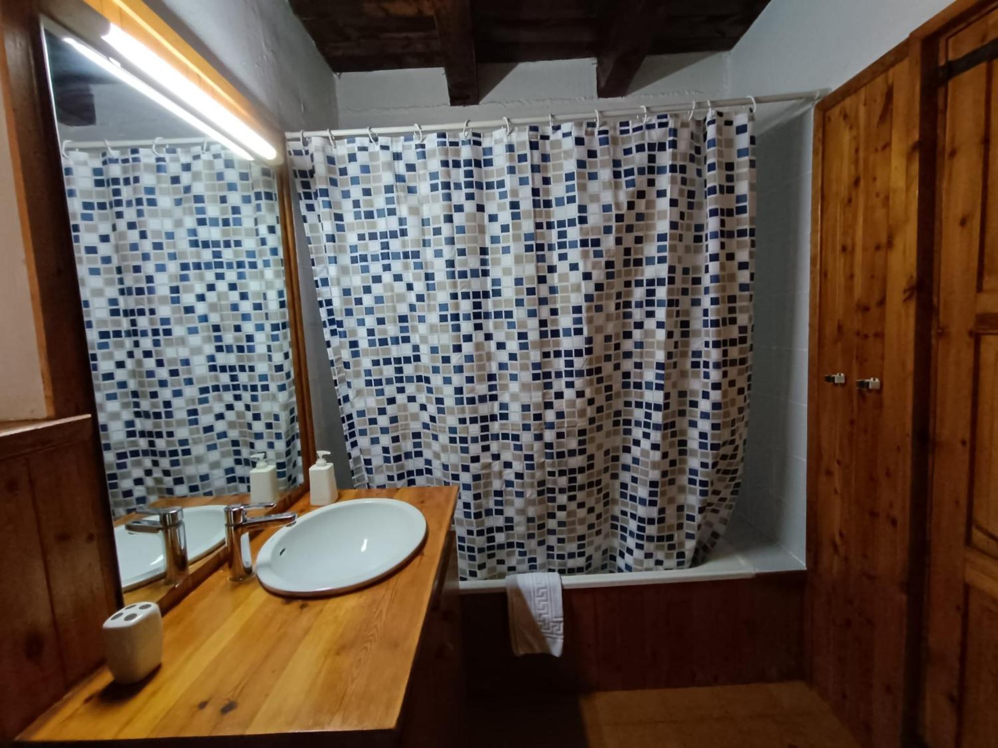 Inmocyma Residencial Linsoles-Valle De Benasque Eksteriør billede