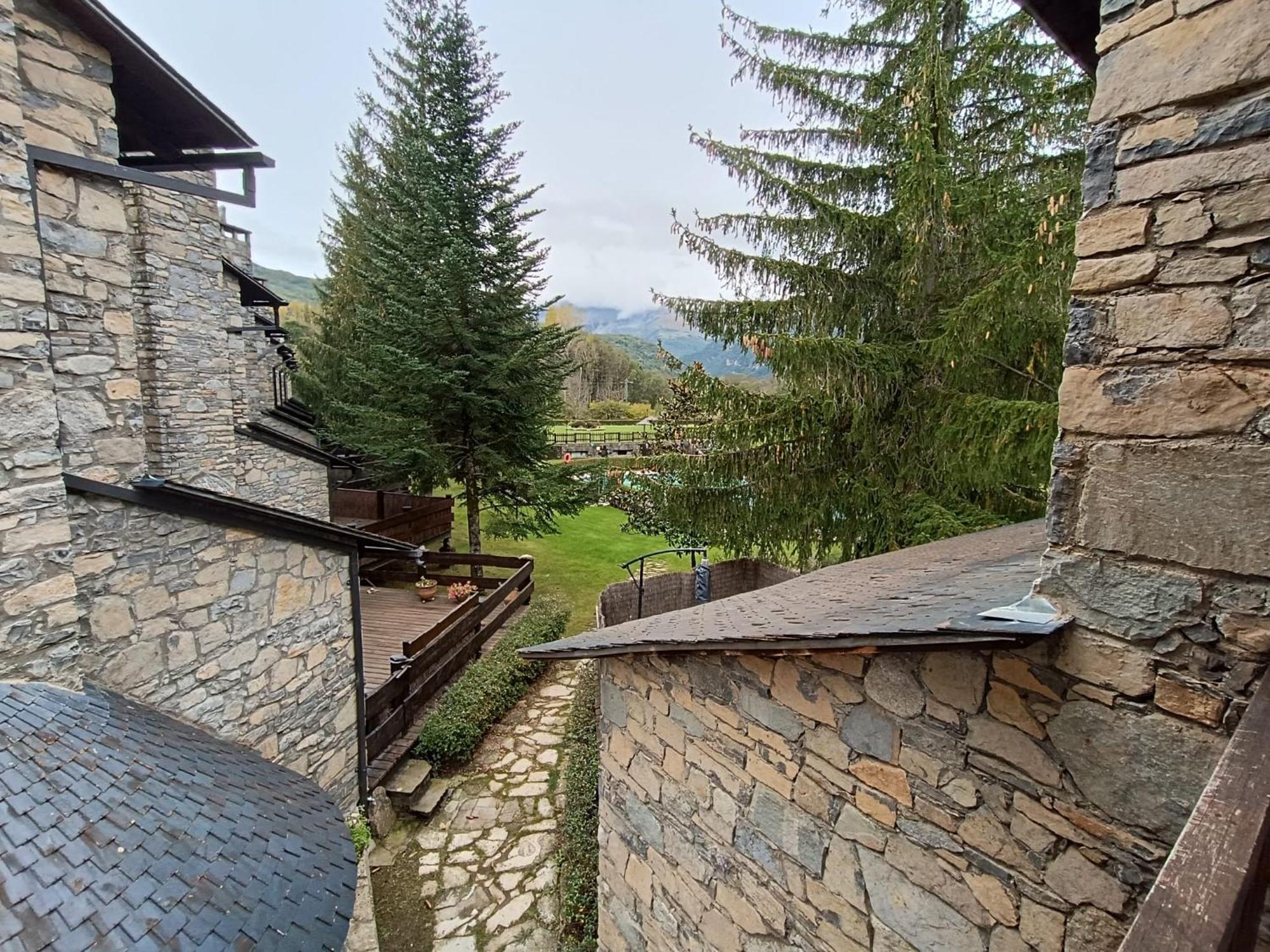 Inmocyma Residencial Linsoles-Valle De Benasque Eksteriør billede